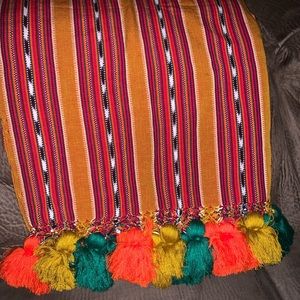 Sedona Nena & co throw